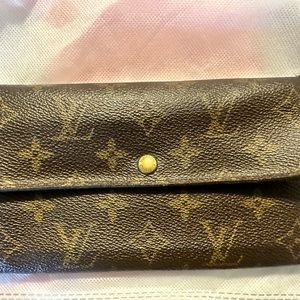 Louis Vuitton Authentic Wallet